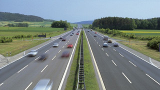 Việt Nam commits to being safe, attractive destination for investors