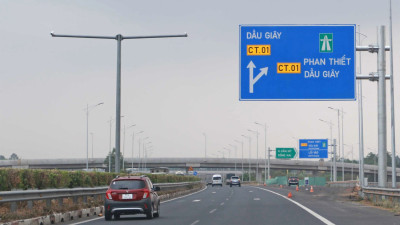 Chốt mức thu phí sử dụng đường bộ đối với 5 tuyến cao tốc Bắc - Nam