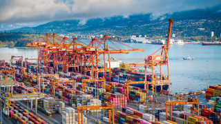 Mức độ trung tâm của cảng biển Canada sụt giảm, một số hàng từ Đông Nam Á phải cập cảng Los Angeles 