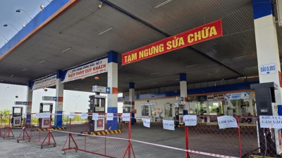Sớm nối lại hoạt động 2 cửa hàng xăng dầu trên tuyến cao tốc cửa ngõ TP.HCM