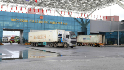 Thí điểm cửa khẩu thông minh, rút ngắn thời gian thông quan tại Móng Cái