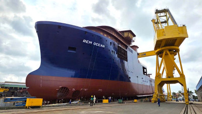 Hạ thủy thành công tàu dịch vụ năng lượng ngoài khơi ST245 ESCV số 83