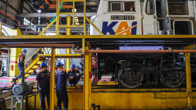 Indonesia thử nghiệm hệ thống logisics kết hợp xe tải-tàu hỏa (truck rail logistics)