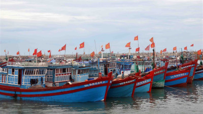 Thủ tục hải quan đối với phương tiện vận tải đường thủy xuất cảnh, nhập cảnh qua cửa khẩu biên giới đường sông