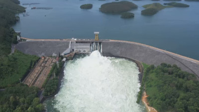 PM orders measures to ensure safety of northern dyke systems