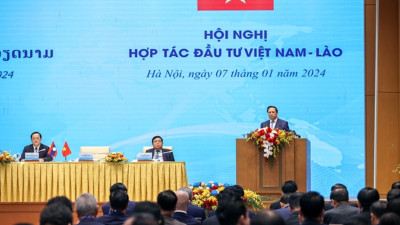 Thủ tướng: Đẩy mạnh kết nối hạ tầng Việt Nam - Lào để hợp tác kinh tế, đầu tư đột phá